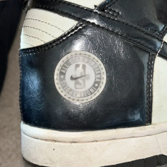 Nike Dunk High SE All Star High-Top Sneakers - Picture 8 of 8